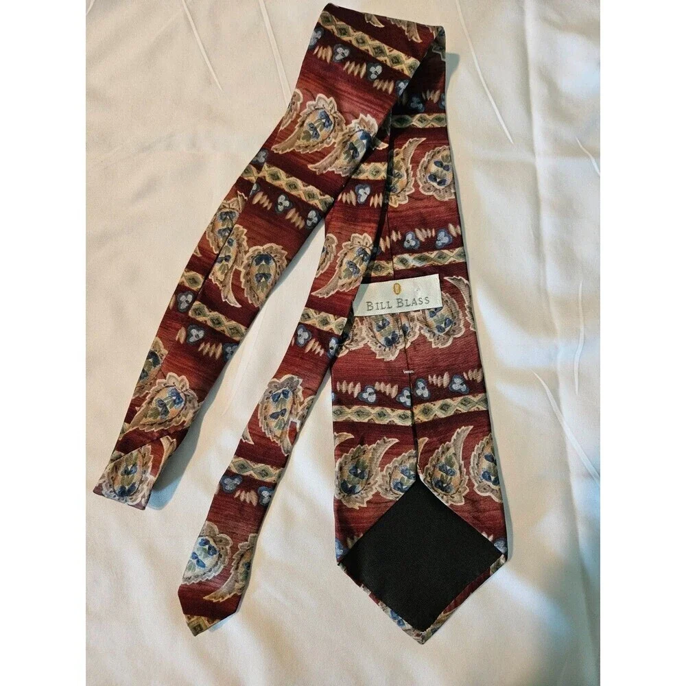 Bill Blass‎ Necktie Tie 100% Silk Burgundy And Blue Pattern